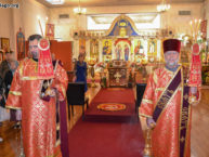 В день праздника Крестовоздвижения Божественную литургию в Бруклинском соборе возглавило два митрополита