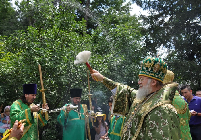 Первоиерарх возглавил празднование малого престольного праздника в Успенской обители