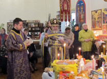 В Дмитриевскую родительскую субботу в Иоанно-Предтеченском соборе были совершены заупокойные богослужения