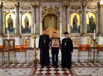 In the year of 100th anniversary of St. Raphael’s of Brooklyn repose his holy icon was gifted to Antiochian Cathedral of Brooklyn