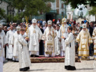 28 мая – Киев: Первоиерарх Русской Зарубежной Церкви принял участие в торжествах, посвященных 25-летию Харьковского Архиерейского Собора