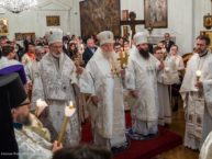 16 апреля – Нью-Йорк: Русские и сербские верующие впервые совместно встретили Пасху