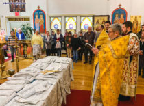 Бруклинский собор благоукрашается: освящен комплект облачений для священнослужителей